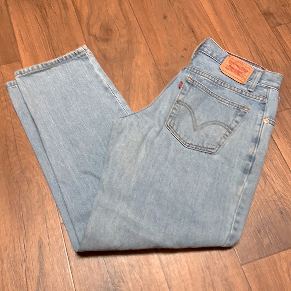 Vintage Levi’s 550 Relaxed Tapered Size 10M